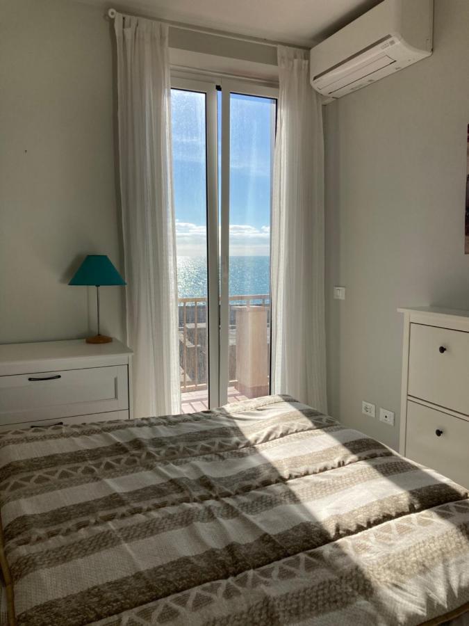 Вілла Rosso Tramonto Luxury-White- Ladispoli, Lungomare Regina Elena 58 Екстер'єр фото